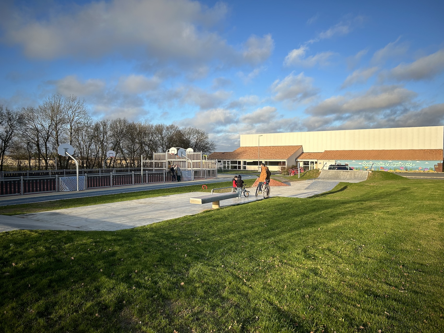 Saint-Jean-de-Liversay skatepark